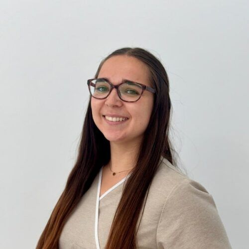 Srta. Sofía Martínez Mayoral higienista dental /bucal en clínica Doctores Arena en Chamartín